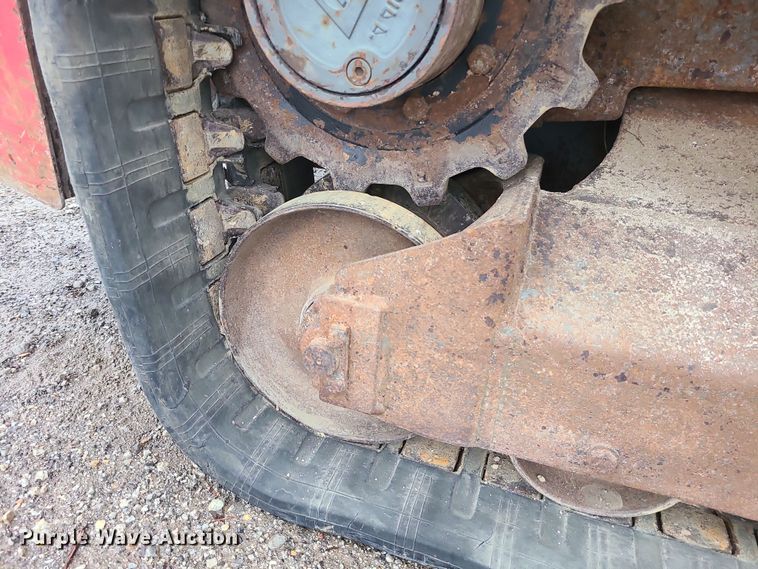 image for item DK4173 2004 Takeuchi TL140  tracked skid steer loader