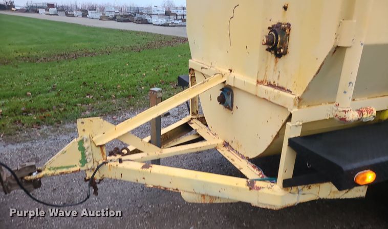 image for item DK4174 Bowie  hydroseeder