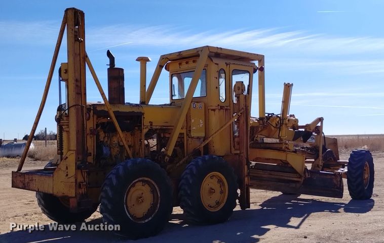 image for item DK8882 1972 Champion D-560  rigid frame motor grader