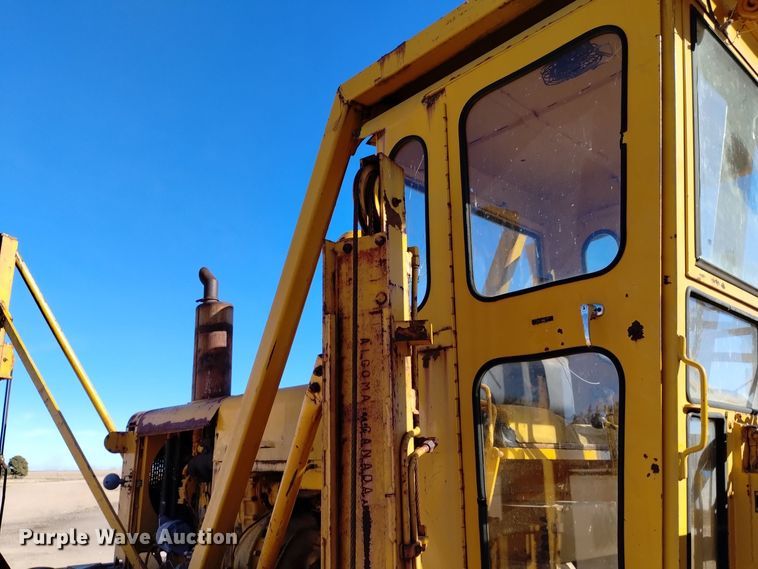 image for item DK8882 1972 Champion D-560  rigid frame motor grader