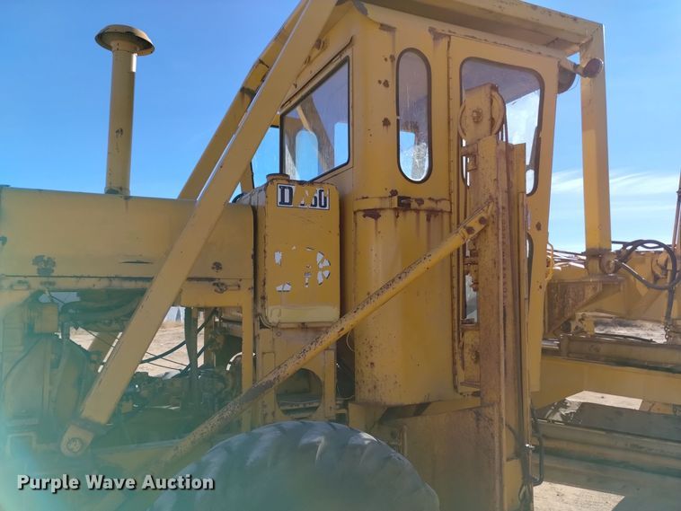 image for item DK8882 1972 Champion D-560  rigid frame motor grader