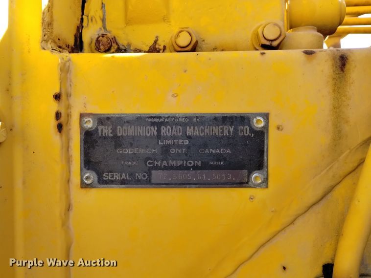 image for item DK8882 1972 Champion D-560  rigid frame motor grader