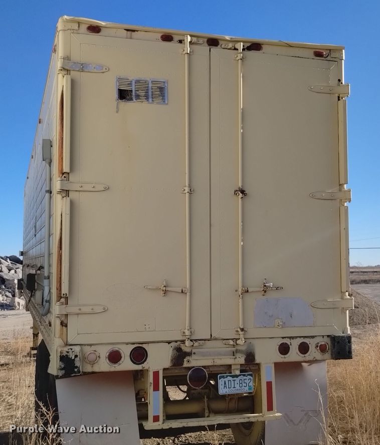 image for item DK8915 1961 Dorsey RALT 20  dry van trailer with batch plant boiler