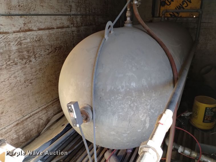 image for item DK8915 1961 Dorsey RALT 20  dry van trailer with batch plant boiler