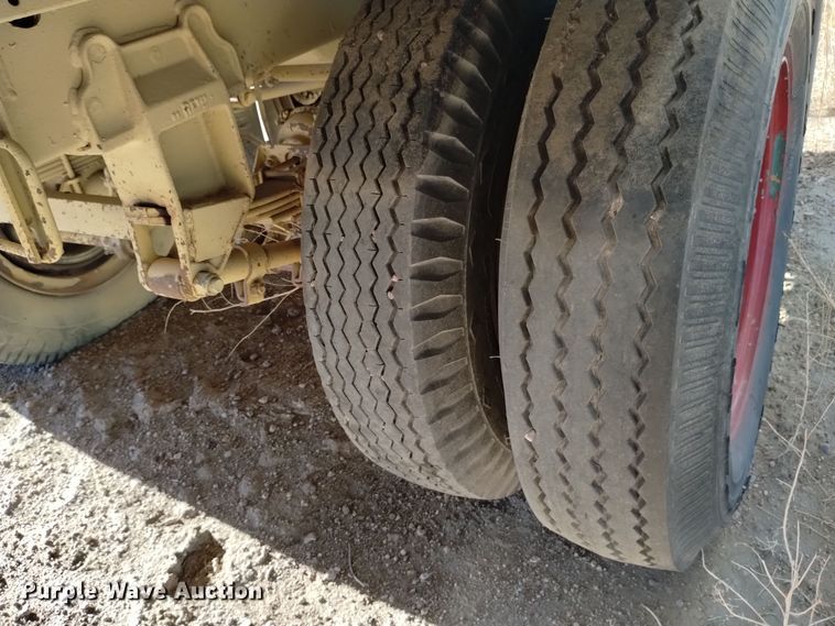 image for item DK8915 1961 Dorsey RALT 20  dry van trailer with batch plant boiler