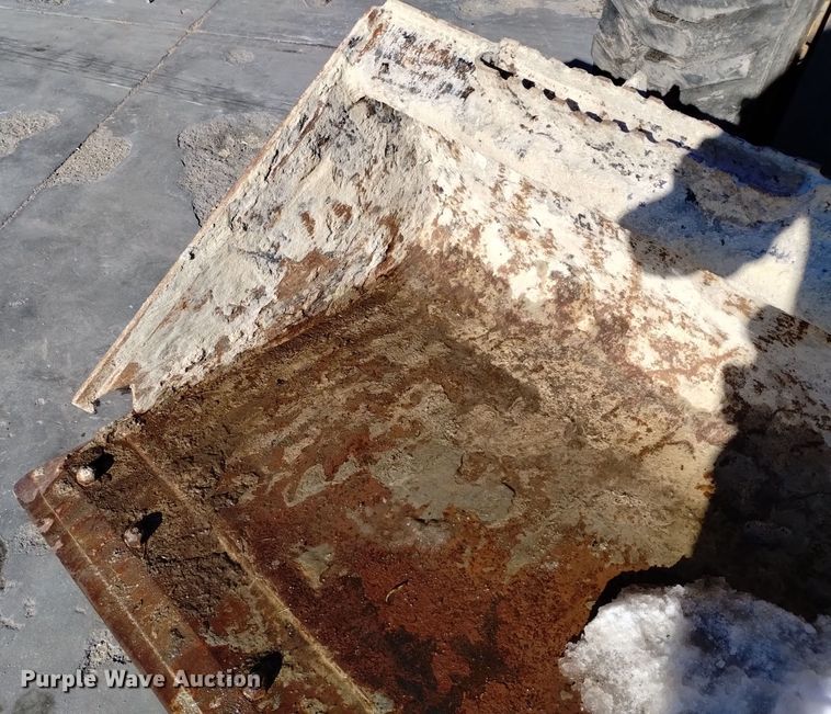 image for item DK8918 2013 New Holland L225  skid steer loader