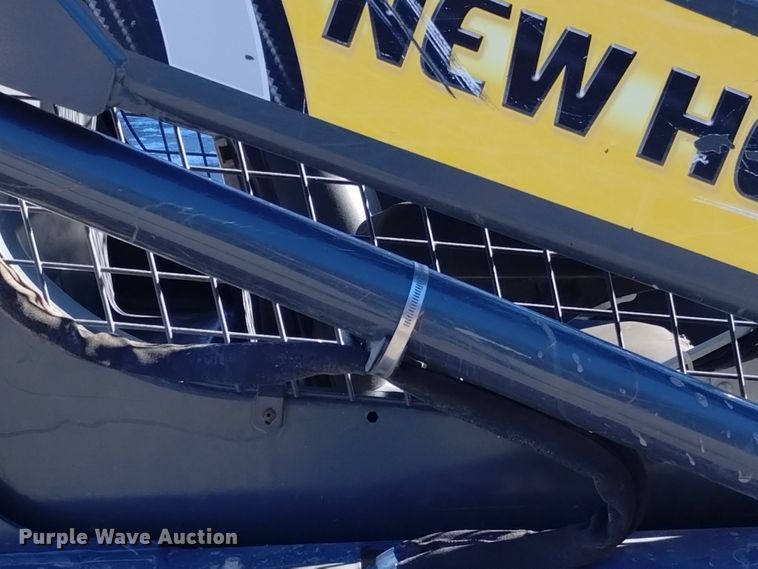 image for item DK8918 2013 New Holland L225  skid steer loader