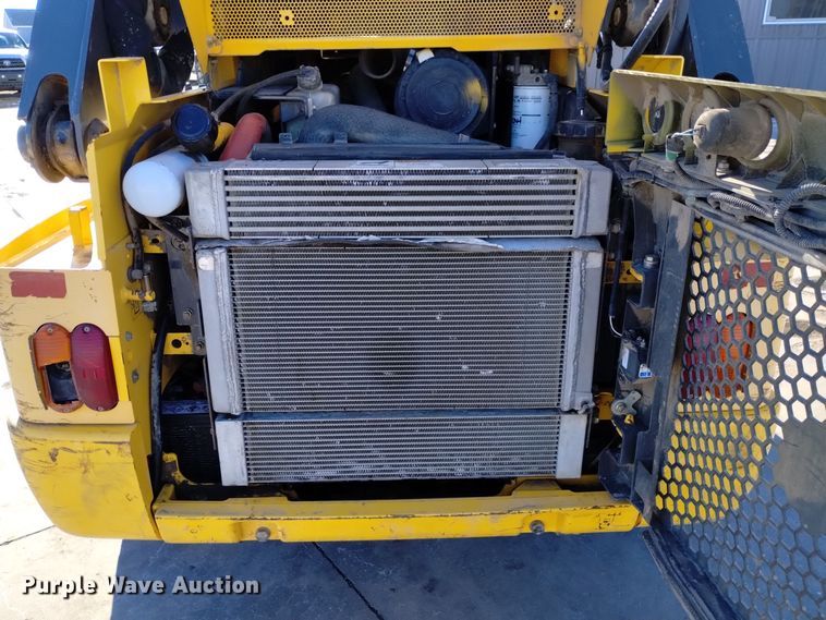 image for item DK8918 2013 New Holland L225  skid steer loader