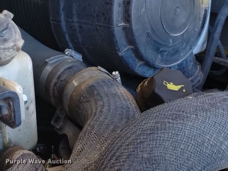 image for item DK8918 2013 New Holland L225  skid steer loader