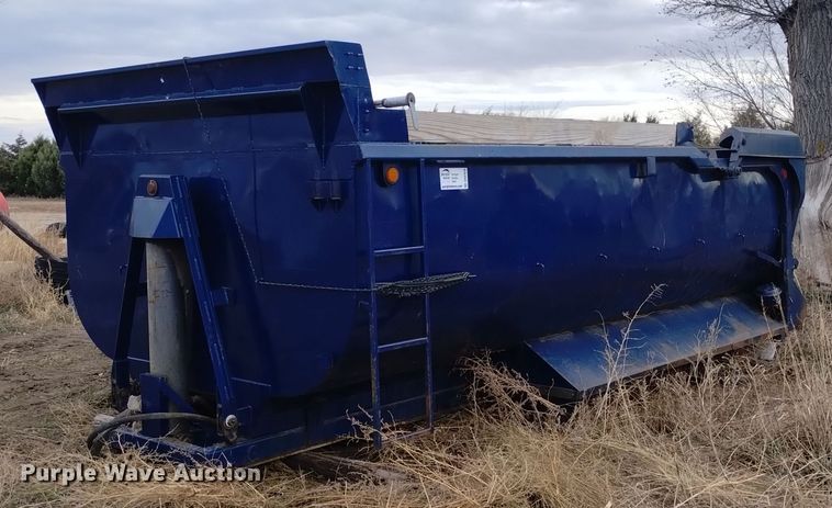 image for item DK8926 Wesco  dump bed