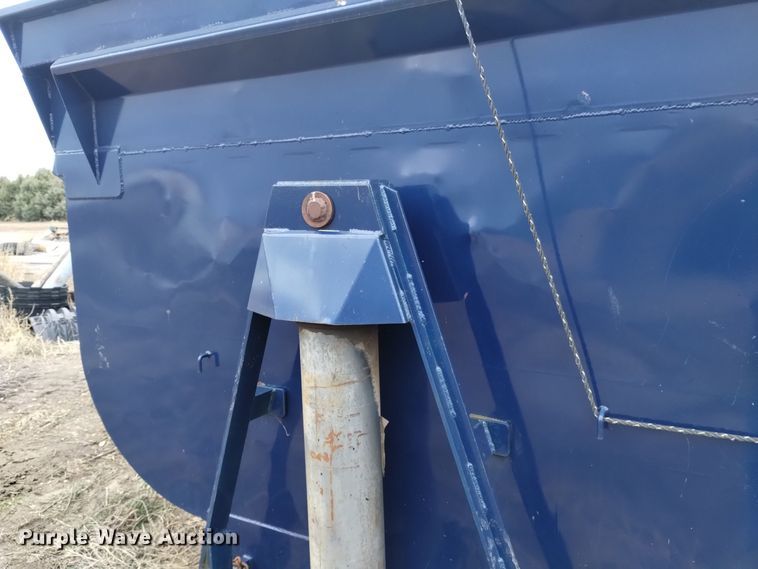 image for item DK8926 Wesco  dump bed