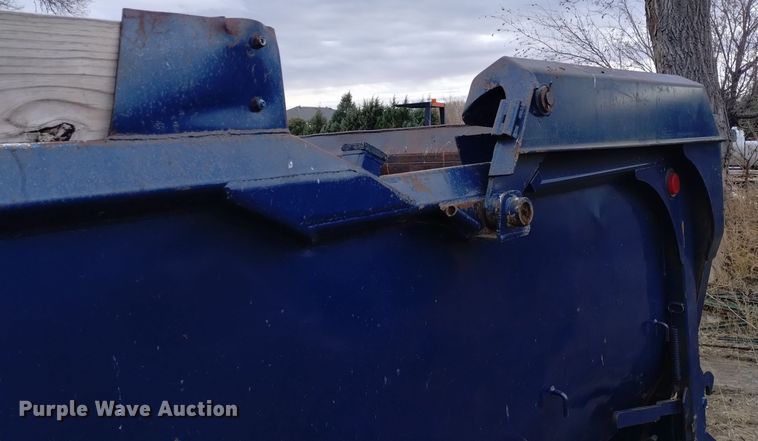image for item DK8926 Wesco  dump bed