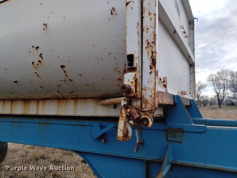 image for item DK8927 1986 Wesco 863026  transfer trailer