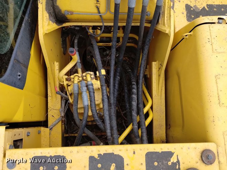 image for item DK8928 2012 Komatsu PC200LC-8  excavator