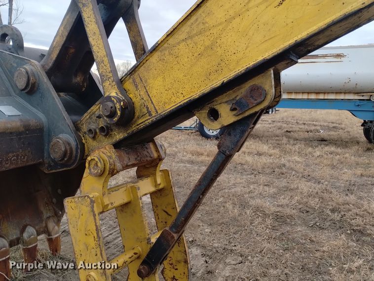 image for item DK8928 2012 Komatsu PC200LC-8  excavator