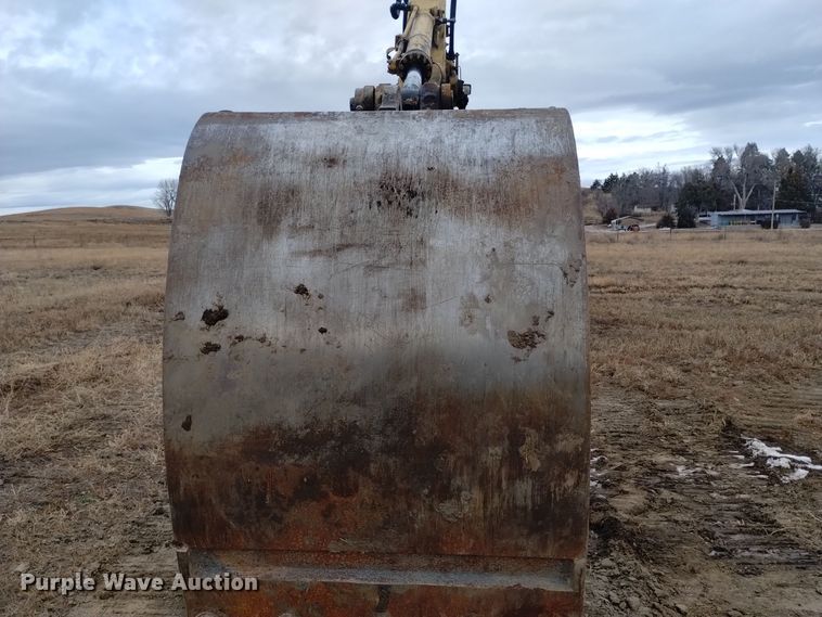 image for item DK8928 2012 Komatsu PC200LC-8  excavator