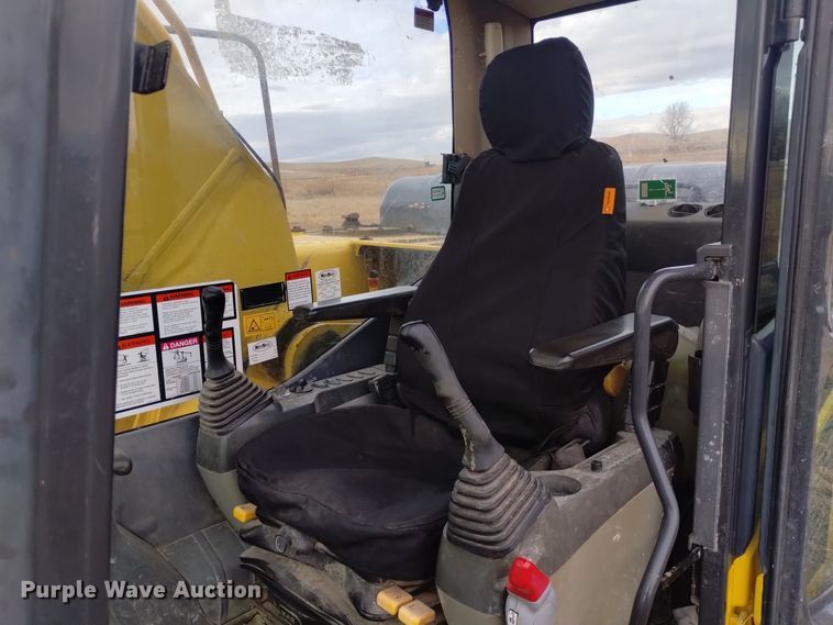 image for item DK8928 2012 Komatsu PC200LC-8  excavator