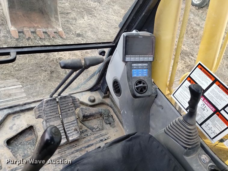 image for item DK8928 2012 Komatsu PC200LC-8  excavator