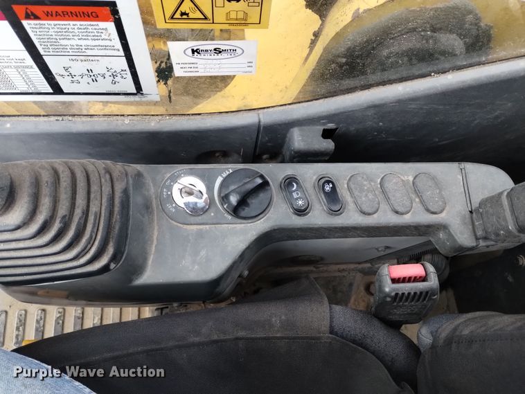 image for item DK8928 2012 Komatsu PC200LC-8  excavator