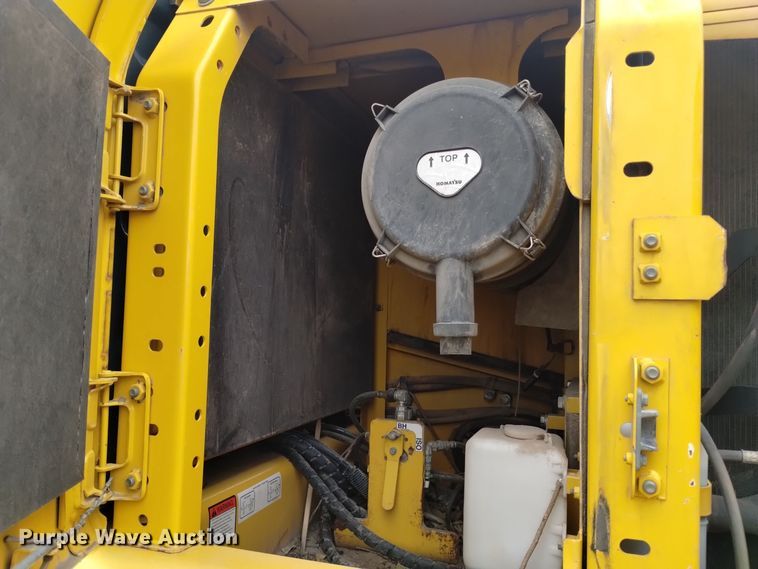 image for item DK8928 2012 Komatsu PC200LC-8  excavator