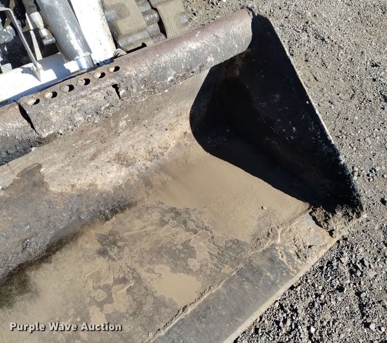 image for item DK8941 2018 Bobcat T595  tracked skid steer loader