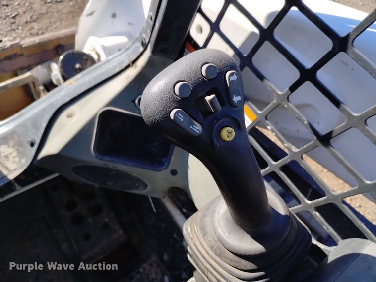 image for item DK8941 2018 Bobcat T595  tracked skid steer loader