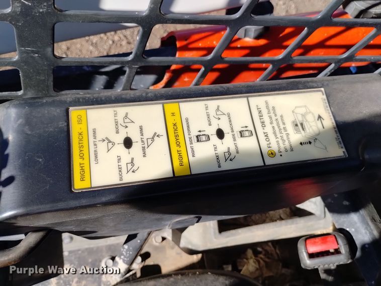 image for item DK8941 2018 Bobcat T595  tracked skid steer loader