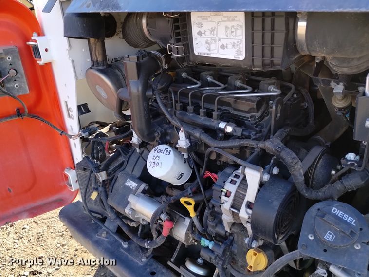 image for item DK8941 2018 Bobcat T595  tracked skid steer loader