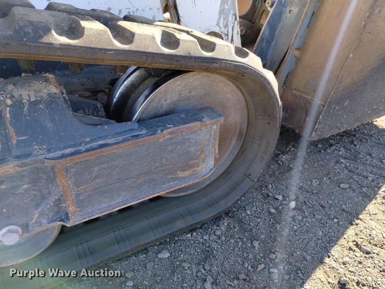 image for item DK8941 2018 Bobcat T595  tracked skid steer loader