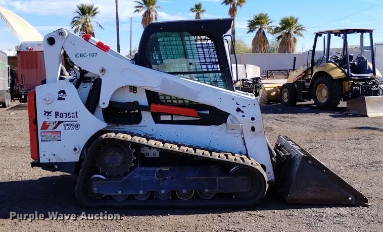 image for item DK8942 2019 Bobcat T770  tracked skid steer loader