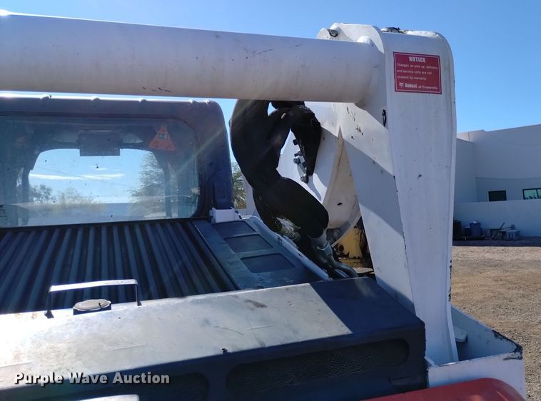 image for item DK8942 2019 Bobcat T770  tracked skid steer loader
