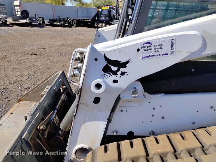 image for item DK8942 2019 Bobcat T770  tracked skid steer loader