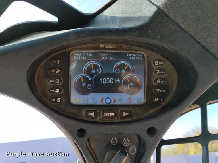 image for item DK8942 2019 Bobcat T770  tracked skid steer loader