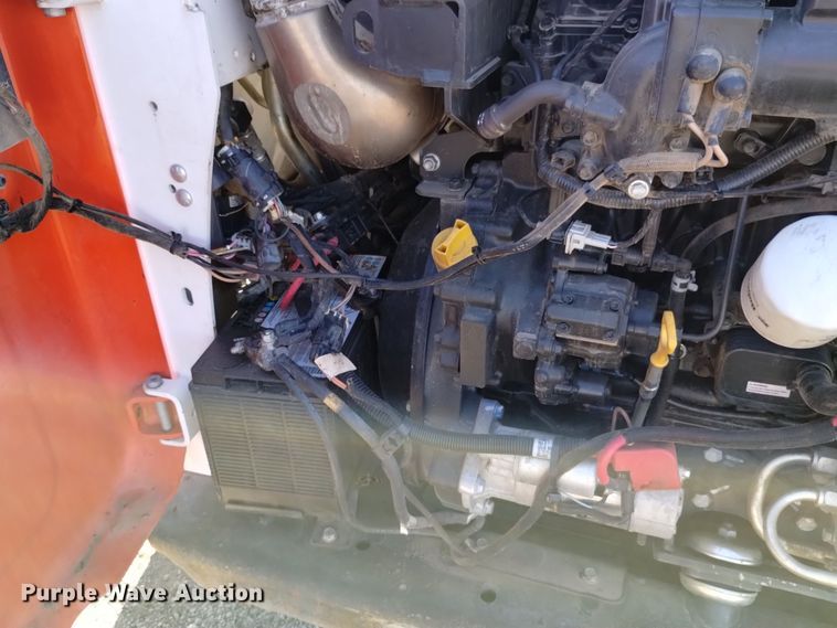 image for item DK8942 2019 Bobcat T770  tracked skid steer loader