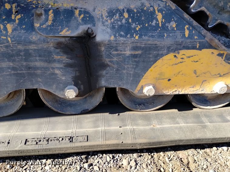 image for item DK8942 2019 Bobcat T770  tracked skid steer loader