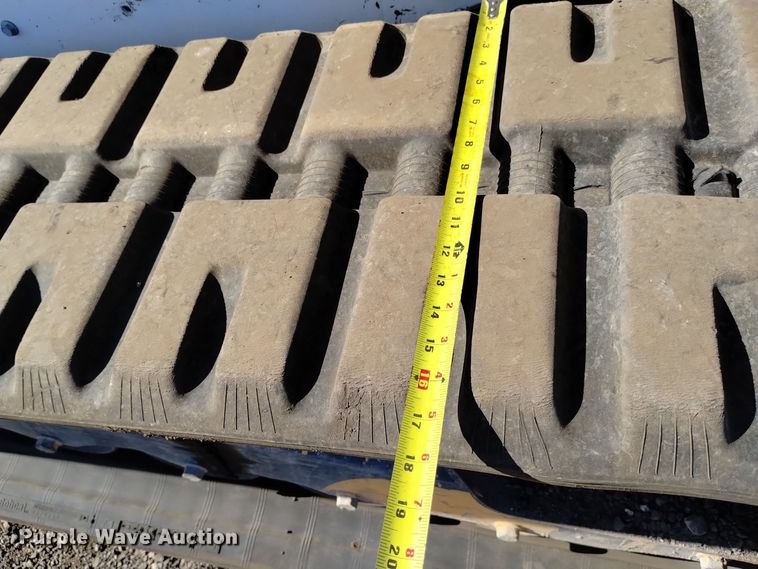 image for item DK8942 2019 Bobcat T770  tracked skid steer loader