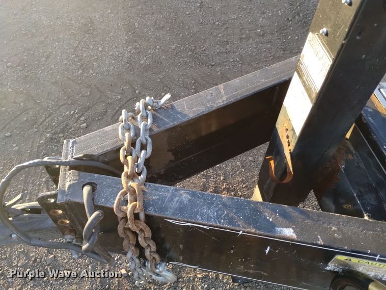 image for item DK8944 2016 Kodiak  dump trailer