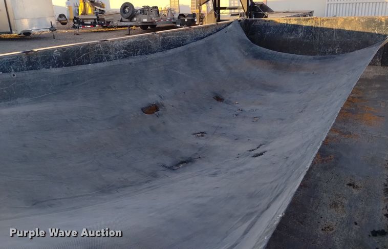 image for item DK8944 2016 Kodiak  dump trailer