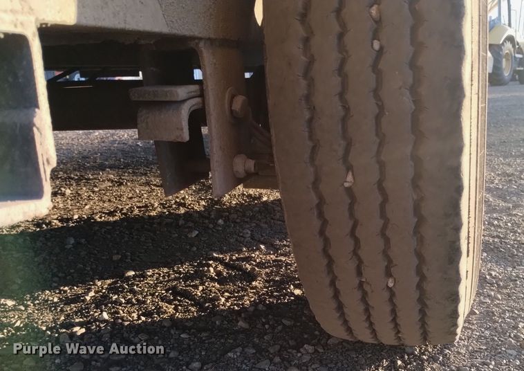 image for item DK8944 2016 Kodiak  dump trailer