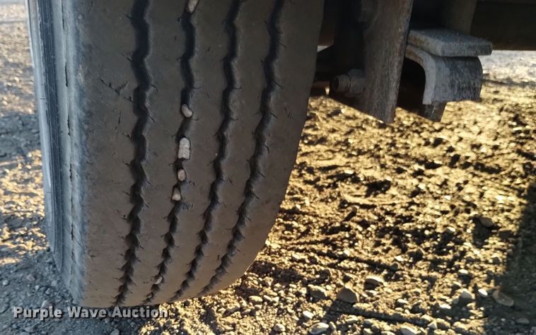 image for item DK8944 2016 Kodiak  dump trailer