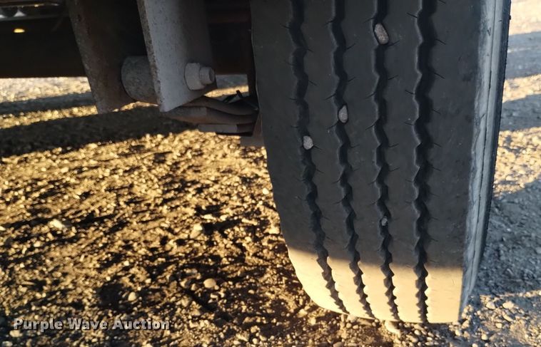 image for item DK8944 2016 Kodiak  dump trailer