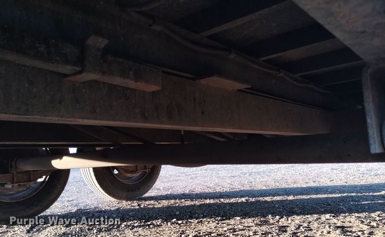 image for item DK8944 2016 Kodiak  dump trailer