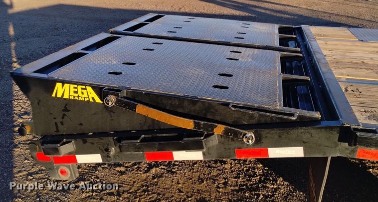 image for item DK8945 2023 Big Tex 22GN-20BK+5MR  equipment trailer