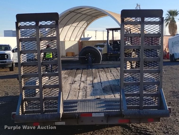 image for item DK8947 2018 Diamond C  equipment trailer