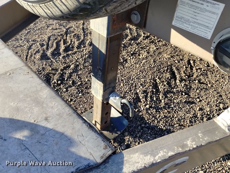 image for item DK8947 2018 Diamond C  equipment trailer