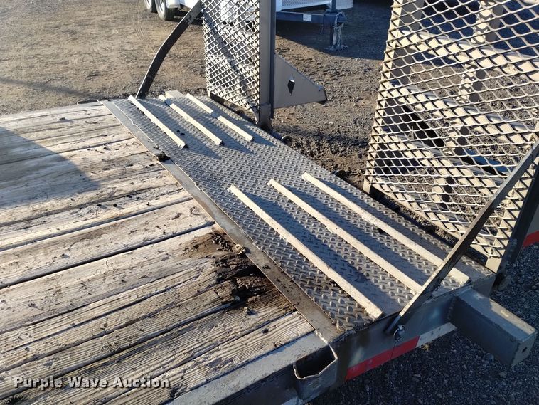 image for item DK8947 2018 Diamond C  equipment trailer