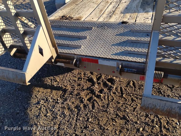 image for item DK8947 2018 Diamond C  equipment trailer