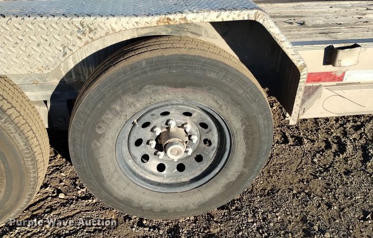 image for item DK8947 2018 Diamond C  equipment trailer