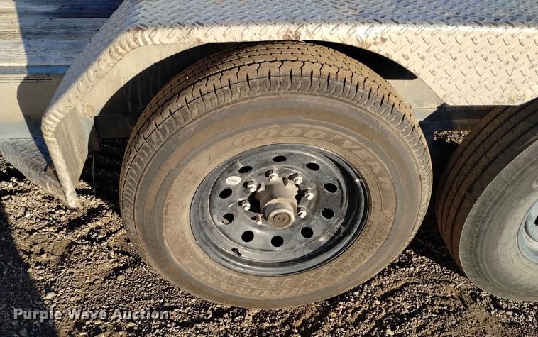 image for item DK8947 2018 Diamond C  equipment trailer