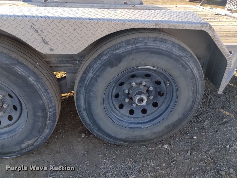 image for item DK8947 2018 Diamond C  equipment trailer